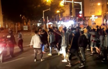  فيديو: وصول مئات المشجعين الى يافا لمشاهدة مباراة الارجنتين والاوروغواي 